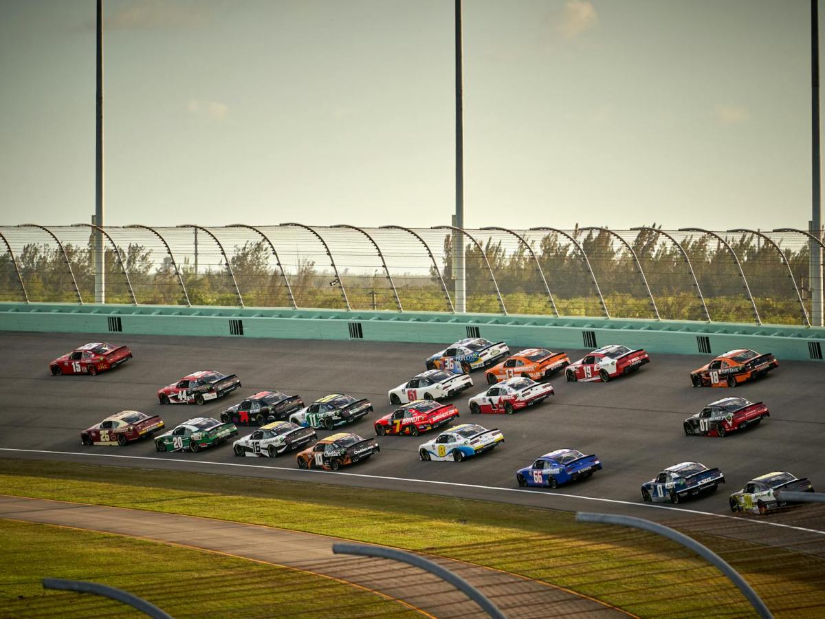 NASCAR Top 5 Picks: Autotrader&nbsp;400